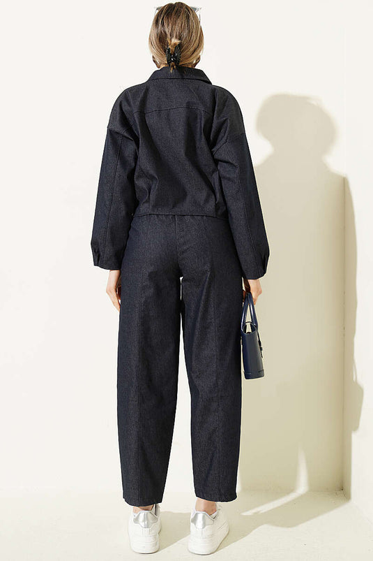 Completo in jeans con giacca corta con zip blu scuro