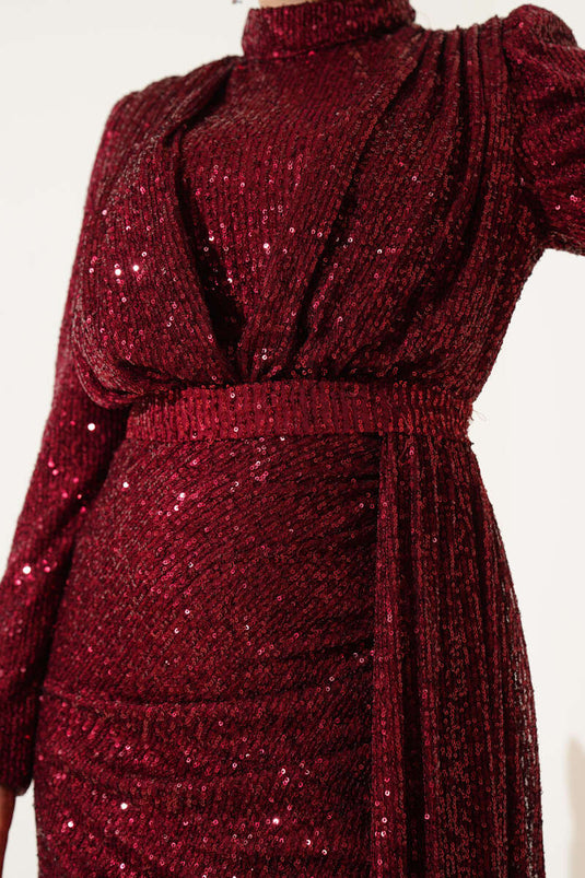 Robe de soirée zippée à sequins et ceinture bordeaux