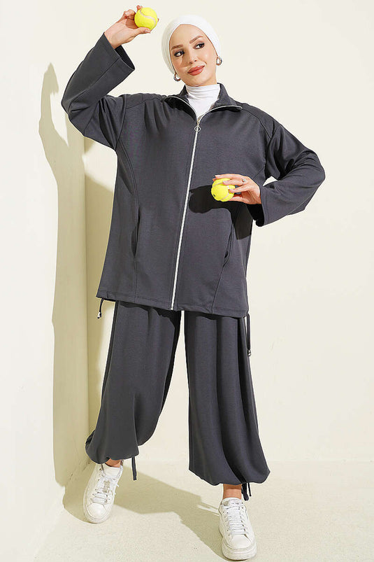 Completo Pantaloni Con Zip E Collo Scialle In Grigio Fumo