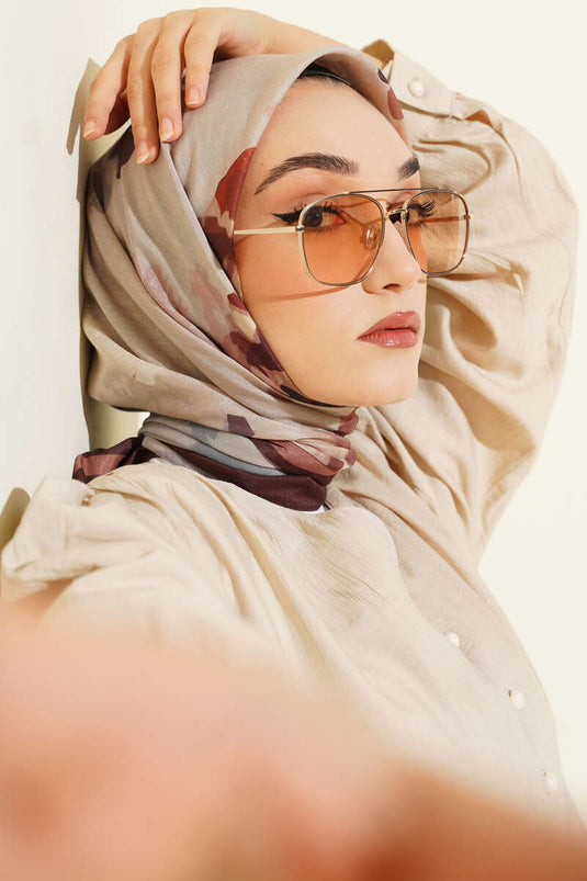 وشاح لينا بنقشة فيوري، لون قهوة