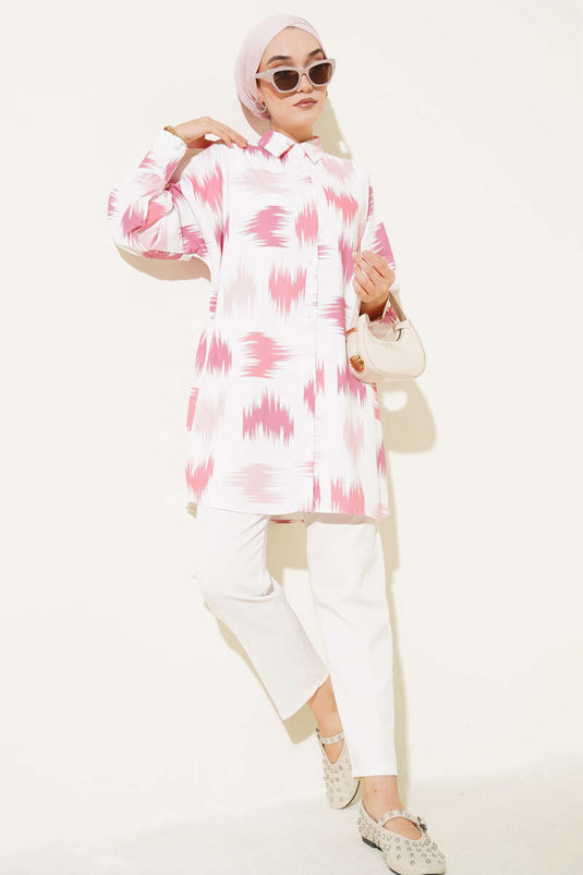 قميص وردي منقوش بفرشاة معصم