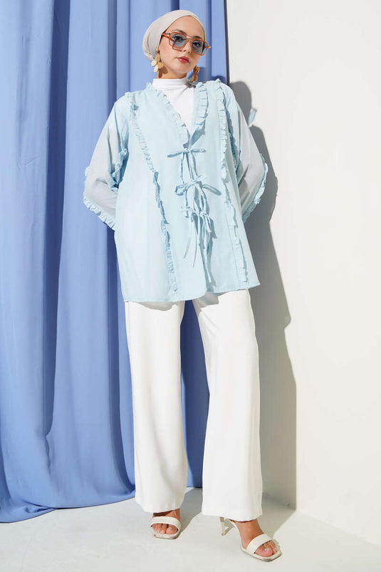 كيمونو أزرق فاتح بتفاصيل مكشكشة
