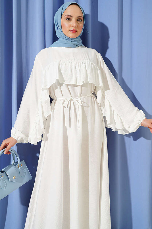 Robe écrue à ceinture cordelette avec volants et bandes