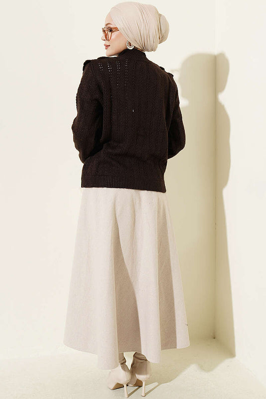 Chaqueta De Punto Con Cuello Ruffle Y Botones En Marrón