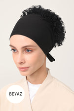 Bonnet blanc à volants