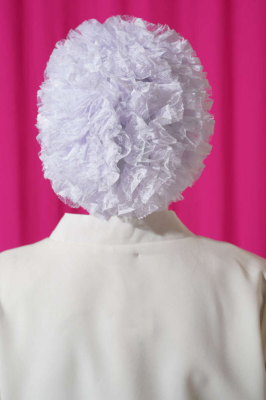 Fırfırlı Kaymaz Viskon Bone Beyaz