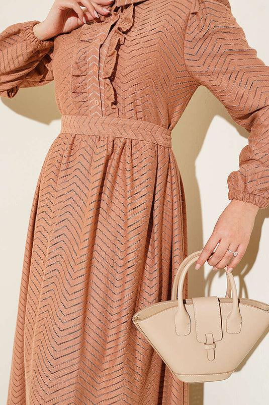 Fırfırlı Zigzag Desenli Elbise Camel