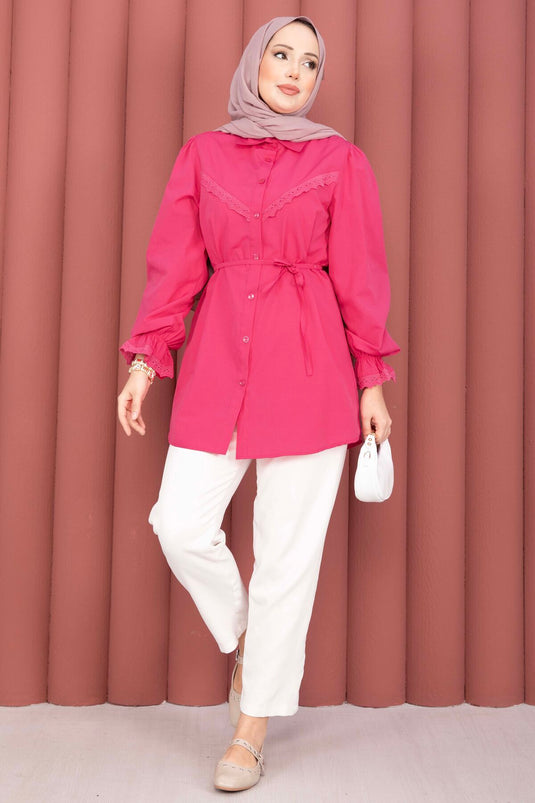 Fuchsia Hemd mit Fischnetz-Details und Schnürung