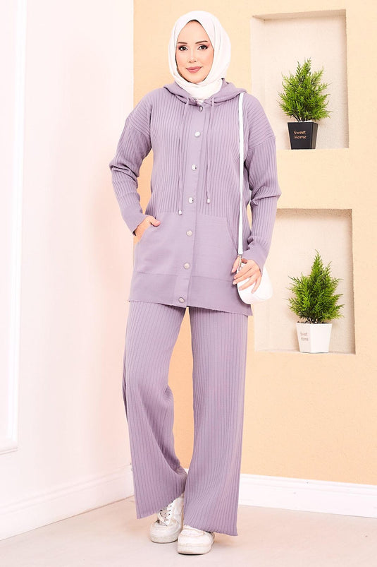 بدلة حجاب محبوكة بجيوب وغطاء رأس مضلعة بلون أرجواني