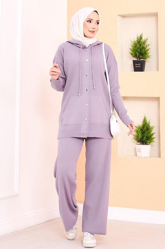 بدلة حجاب محبوكة بجيوب وغطاء رأس مضلعة بلون أرجواني