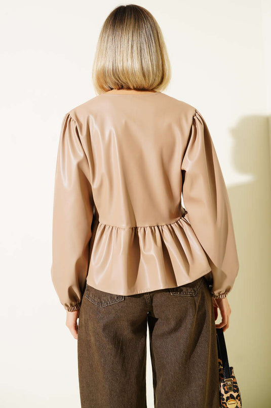 Veste en cuir avec nœud papillon couleur latte