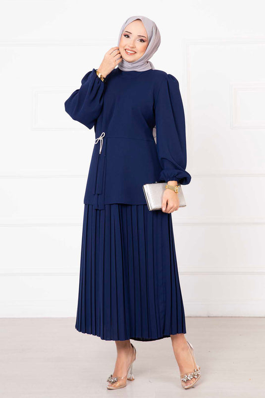 Ensemble hijab double avec jupe et nœuds bleu marine