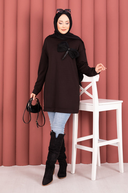 Tunique hijab Oyso marron ornée de pierres et d'un nœud