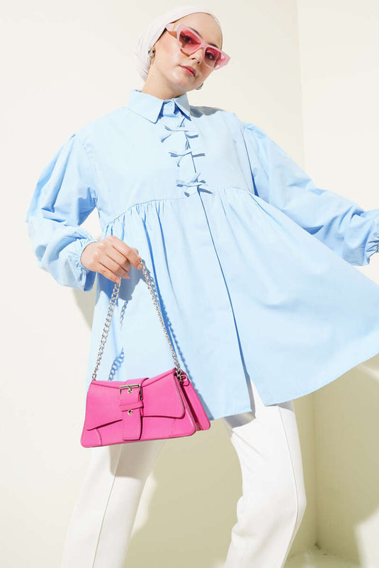 Gerafftes Hemd mit Schleife Blau