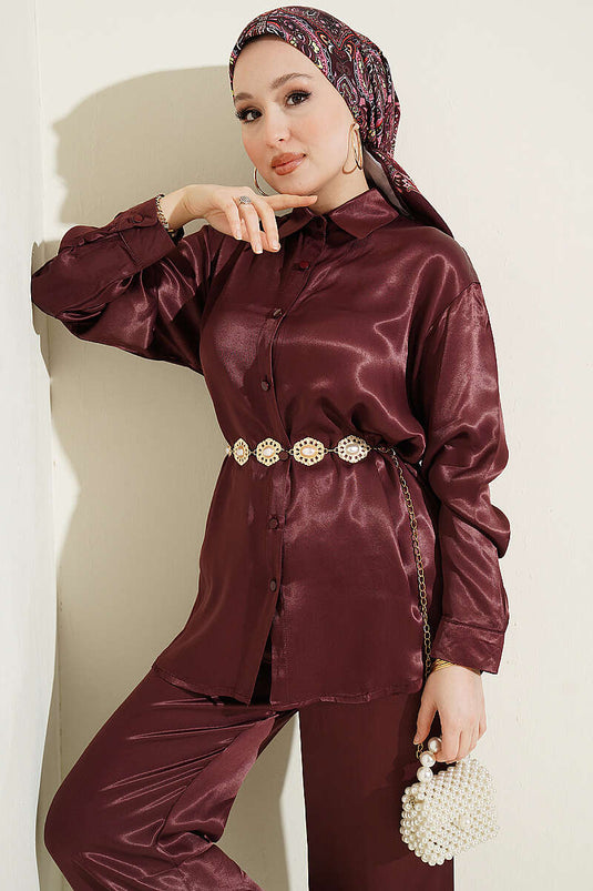 Zweiteiliges Set aus Satin mit Fular-Detail in Bordeaux