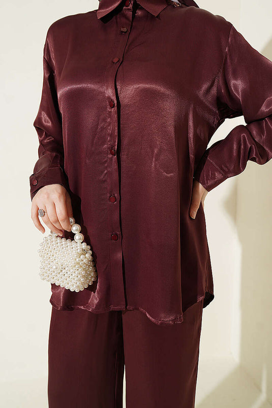 Zweiteiliges Set aus Satin mit Fular-Detail in Bordeaux