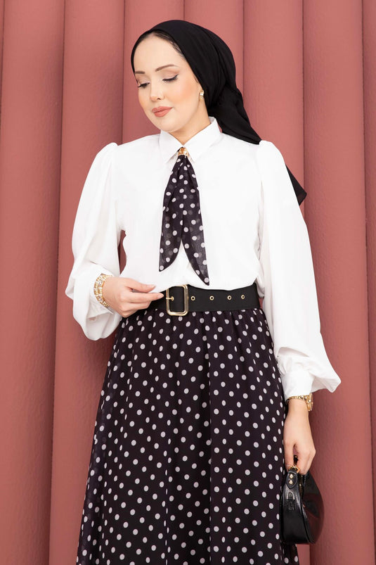 Chemisier avec foulard & ensemble jupe à pois avec ceinture noir