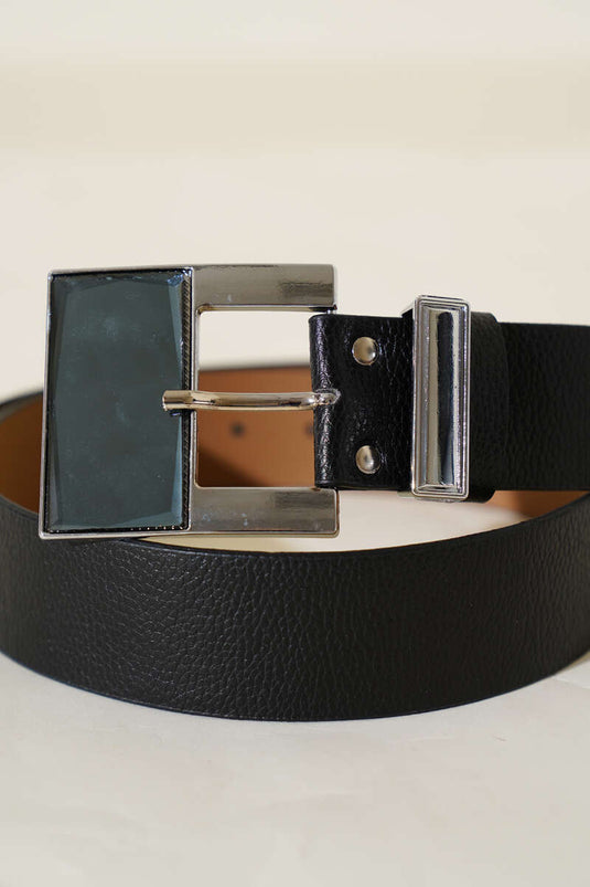 Ceinture noire à boucle carrée large