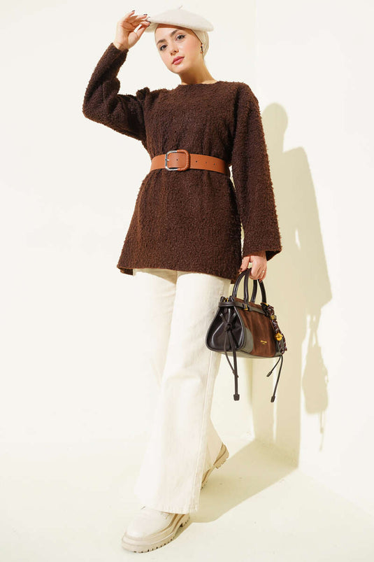 تونيك بُكليه بحزام عريض بني