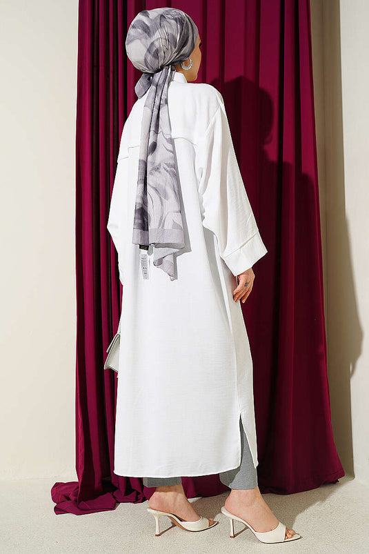 Camicia lunga oversize bianca con maniche larghe