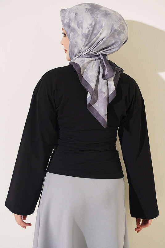 Blusa Nera Con Maniche Ampie E Pannelli Laterali