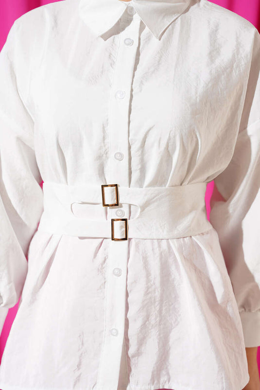 Chemise blanche à ceinture élastique large