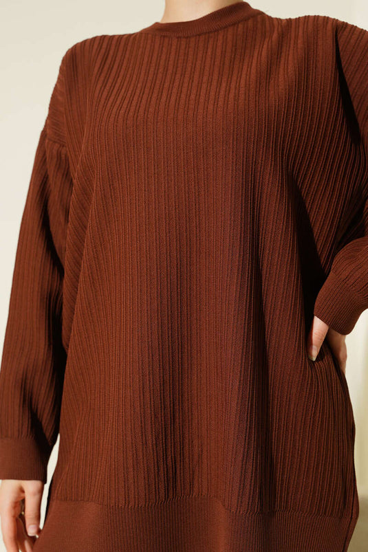 Weit gerippte Stricktunika Braun