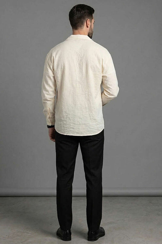 Camicia oversize con ampio scollo a V e tasca singola, colore avorio
