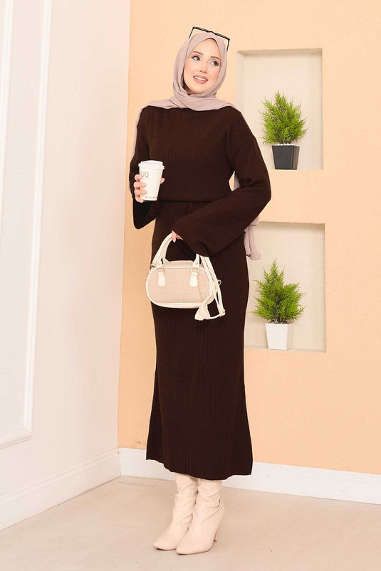 Wide-Sleeve Ribbed Hijab Knit Dress Brown
