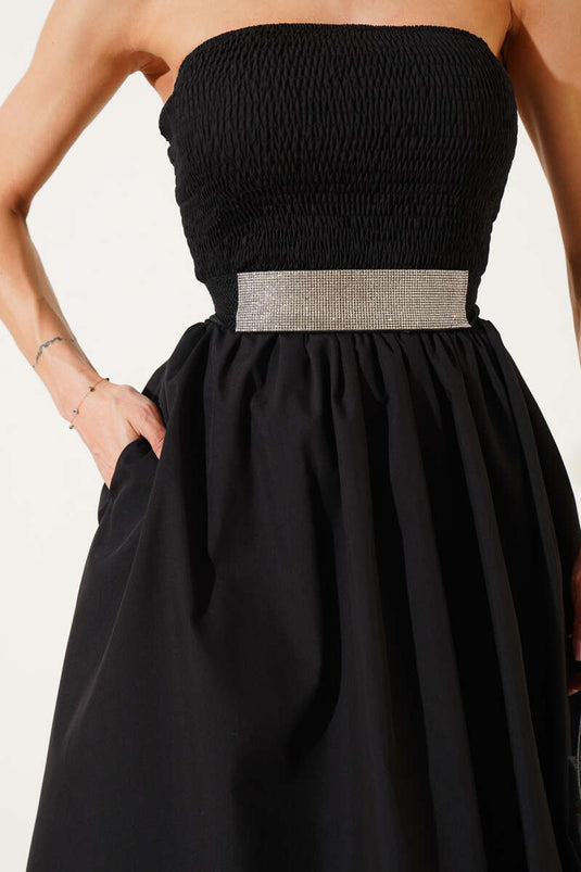 Schwarzes trägerloses Midikleid von Gipeli