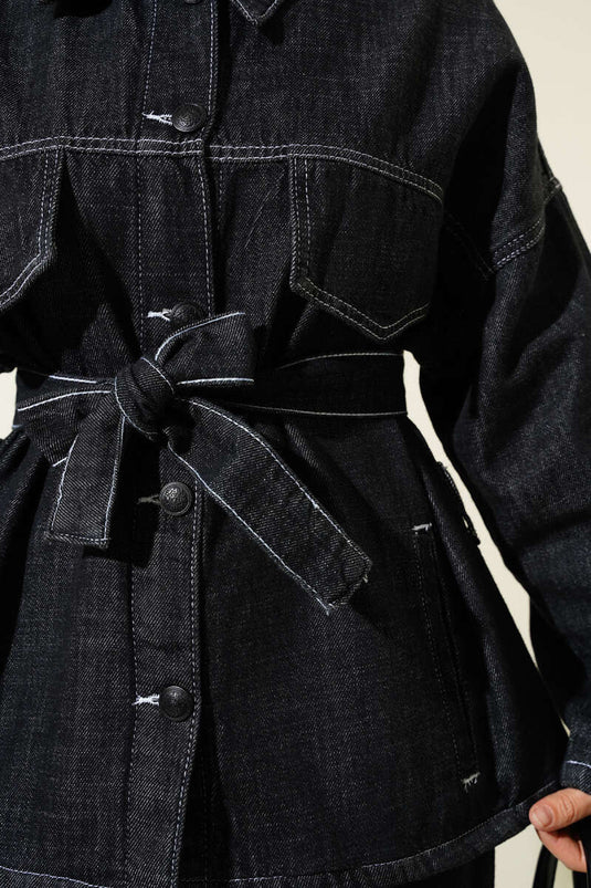 Ensemble deux pièces en jean avec ceinture et rabat à poche poitrine, noir