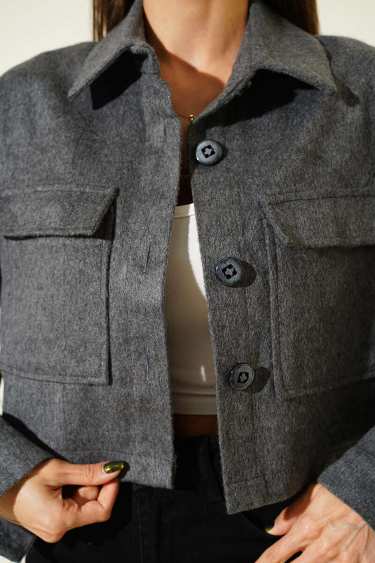 Göğüs Cepli Kısa Kaşe Ceket Füme