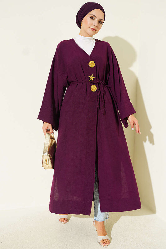 Manteau Avec Détails En Or Et Couleur Aubergine