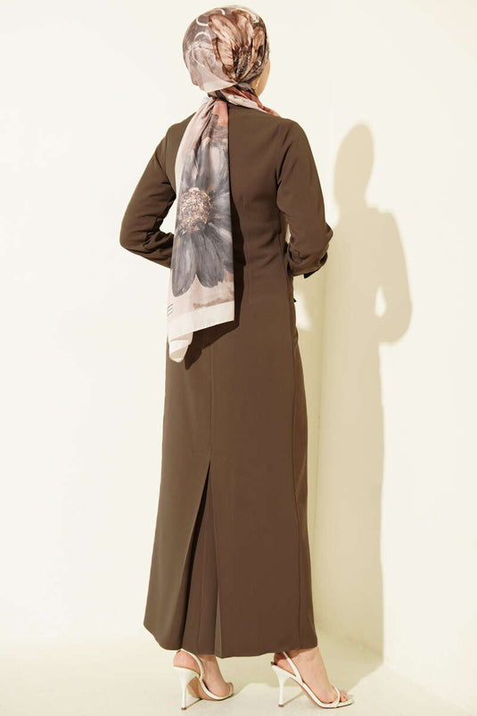 Evening Dress with Gold Accessories, Mink