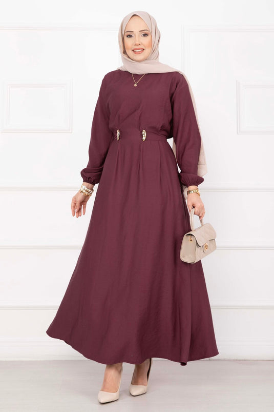 Robe Tesettür Bordeaux avec Détail Ceinture Broche Or
