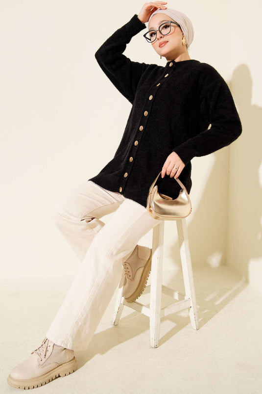 كارديجان أسود أساسي محبوك بنقشة بارزة وأزرار ذهبية