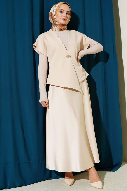Gilet basique beige à boutons dorés