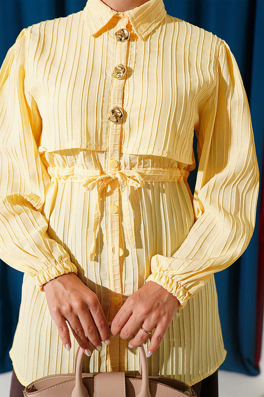 Chemise Jaune À Boutons Avec Taille Plissée