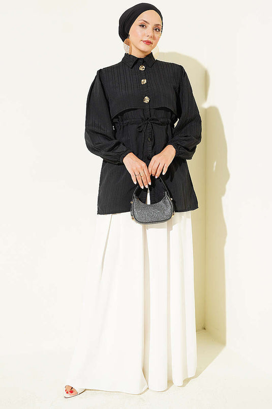 Camisa Negra Con Botones Dorados Y Cintura Tuck