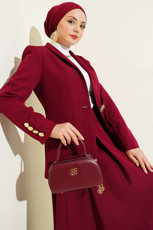 Ensemble jupe et blazer bordeaux à boutons dorés