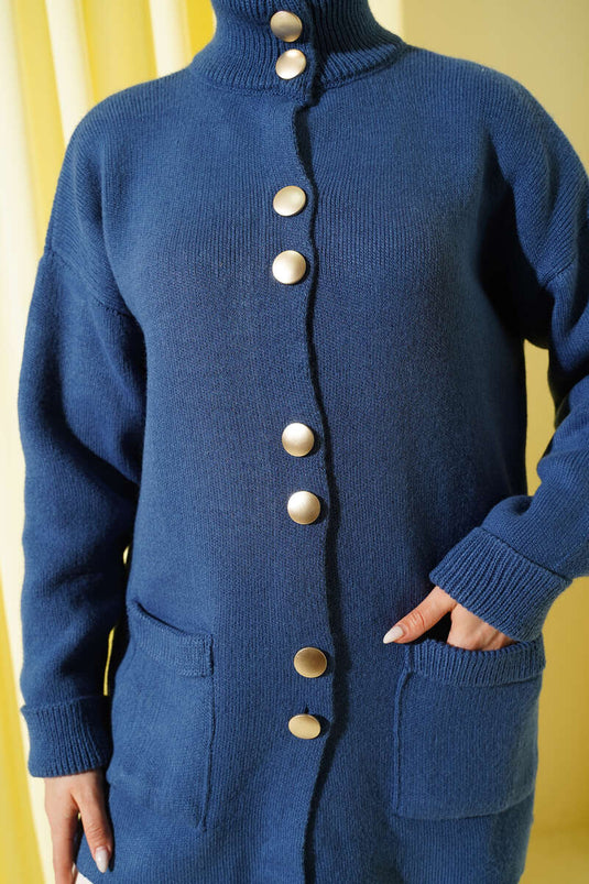 Cardigan In Maglia Indaco Con Bottoni Dorati E Tasche