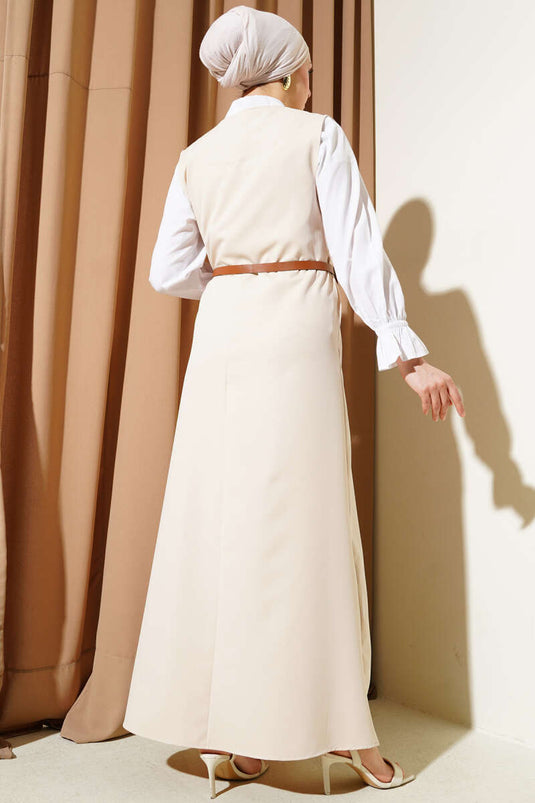 Robe gilet ceinturée à boutons dorés beige