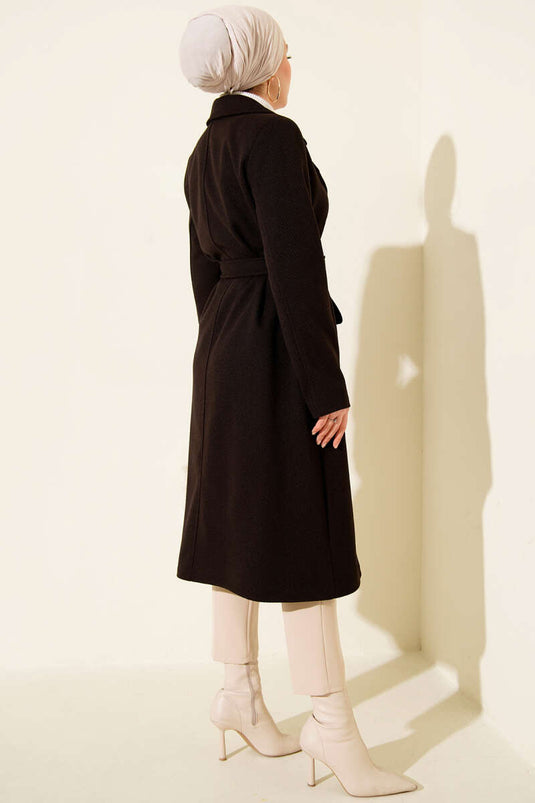 معطف من الكشمير بحزام وأزرار ذهبية، بني داكن