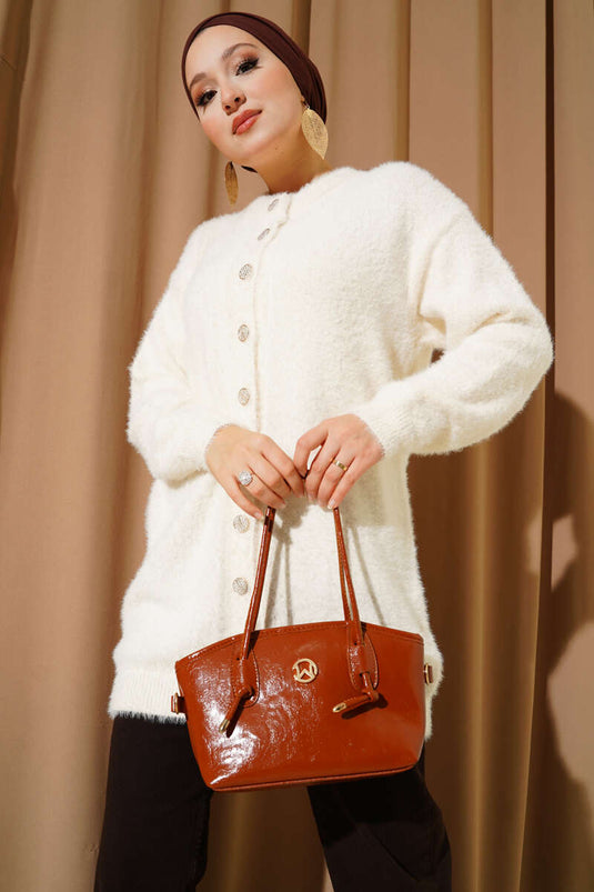 كارديجان مخملي بأزرار ذهبية اللون بيج