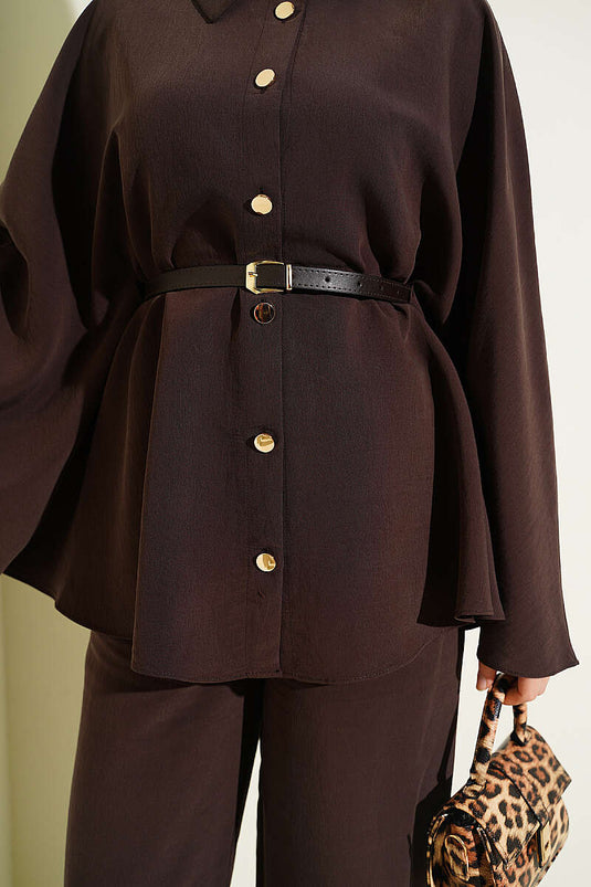 Set poncho in tensel con bottoni dorati, colore caffè