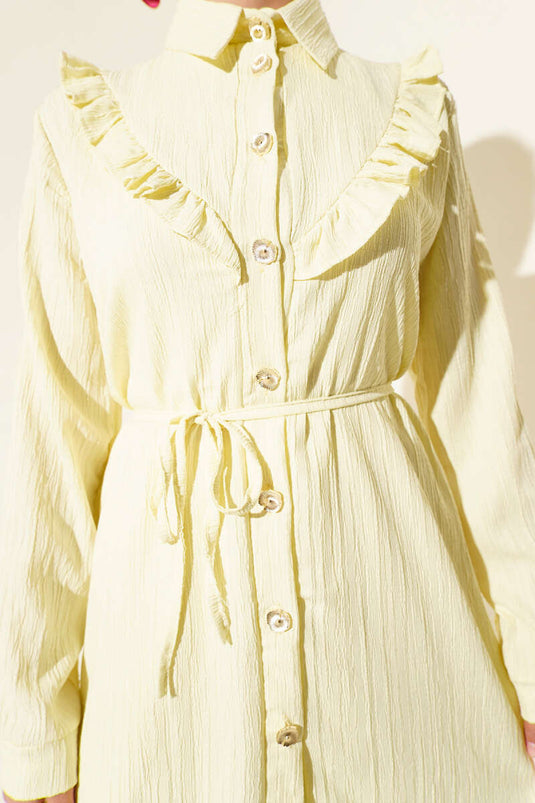 طقم من قطعتين مزين بأزرار ذهبية وكشكشة على شكل حرف V، أصفر