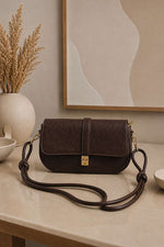 Sac À Main Femmes Orné De Fermoir En Marron Chaud