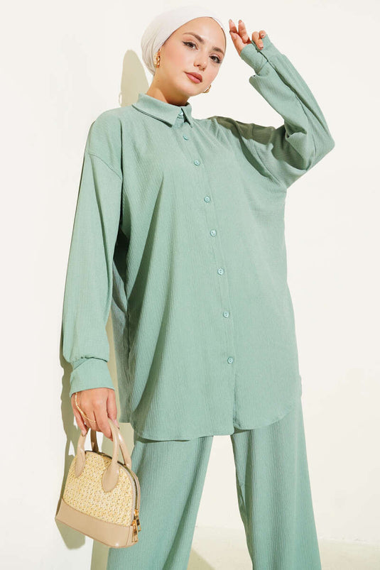 Costume deux pièces bordeaux à col chemise menthe