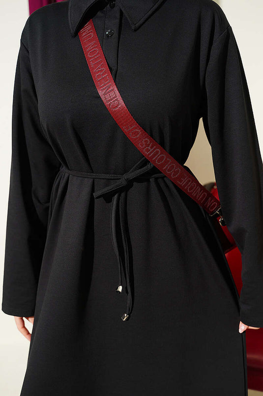 Robe Loyşa noire à col chemise et boutons