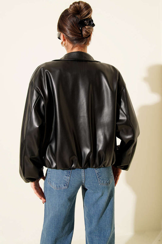 سترة جلدية بسحاب وياقة قميص باللون الأسود